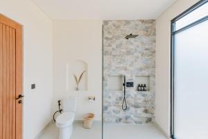 Brand New Sona Villa 2 BR Private Pool & Rooftop