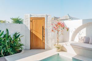 Brand New Sona Villa 2 BR Private Pool & Rooftop