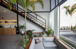 1BR Tropical Villa Seminyak Pool & Home Cinema 2