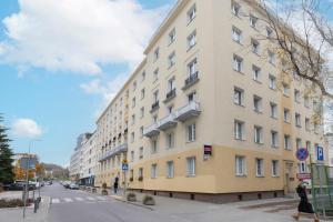 Batorego Studio Downtown Gdynia by Noclegi Renters