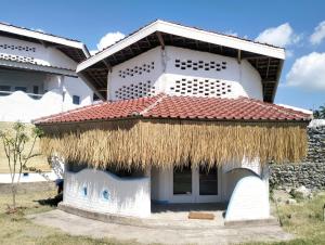 SHAYA cottage