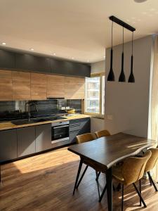 Premium City Apartment