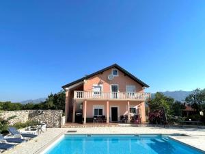 Villa Canyon Escape 12 Personen