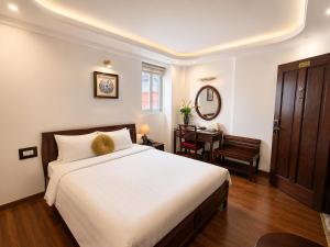 Hanoi Luxury Hotel - Old Quarter