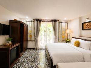 Hanoi Luxury Hotel - Old Quarter
