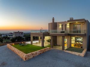GOLD DREAM HOME