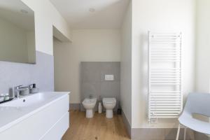 Ca de Oro by WelcHome