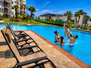 Rosarito Papas & ocean view Condo