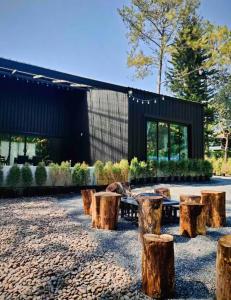360 Black Cabin - Mountain View & Warm Mineral Pool