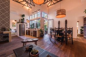 Elegant Tropical Escape Villa with Private Pool Uluwatu