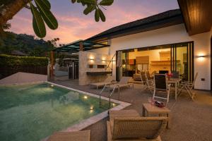 Balinese 3BR Pool Villa Coco Kamala B6