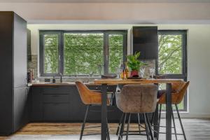 Downtown Chic Apartment, Ideal for FAMILIES and GROUPS!