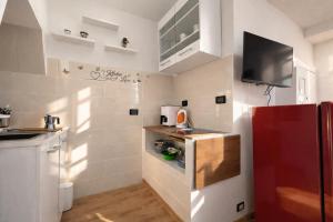 Bright Flat , Air Conditioning , 5 min Train Station