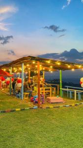 Entre Atardeceres Glamping