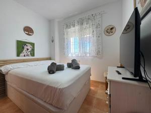 Bajo tres habitaciones Don Julián - Vera Playa