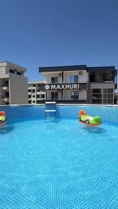 Maxhuri 7