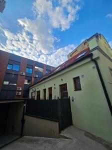 iNSide Stay