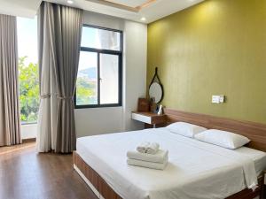 JBAY Riverfront Boutique Hotel
