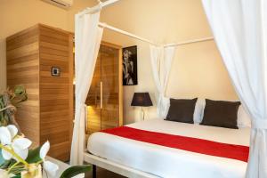 Snob Luxury Suite