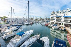 Apartment in Puerto Marina 1 min to the beach