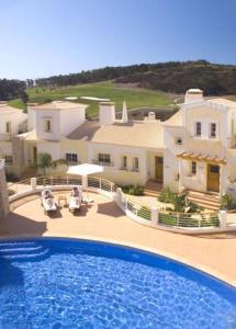 Quinta da Encosta Velha – Santo António, Villas, Golf & Spa