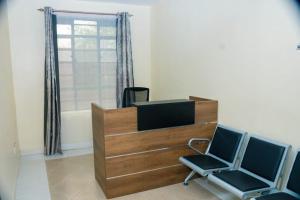 Javan Silas Executive Guest House & Hostel