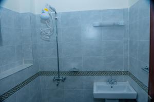 Javan Silas Executive Guest House & Hostel