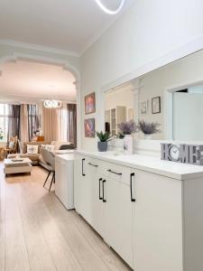 Marcos Apartment Near City Centre Blloku