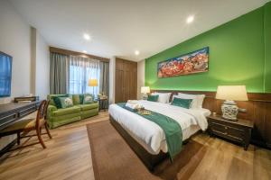 Apirom Hometel