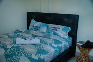 Javan Silas Executive Guest House & Hostel