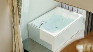 Gyeongju Rose Breeze pool villa Pension