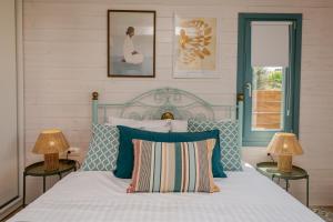 Allia seaside home