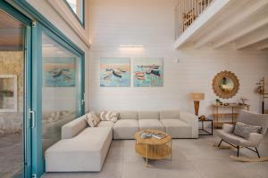 Allia seaside home