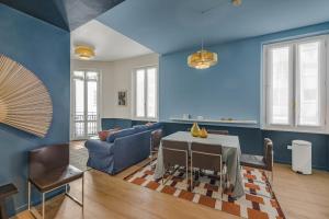 REF 2085 - Cannes Center 3-room apartment with balcony to rent