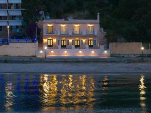 Beachfront Achillion Bay Villa in Corfu