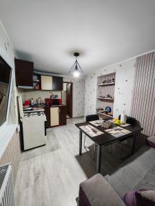 GBY HOME STUDIO Neptun