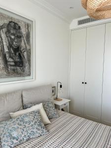 Iris1101 Marina village Lustica Bay