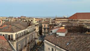 Coppola Terrace Apartment - Private Rooftop & City View in the Historic Catania Center - Via Coppola 22