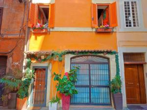 Homy Host Secret Garden Studio in Trastevere!