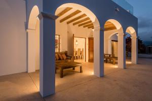 WHITE OASIS Ibiza Villa