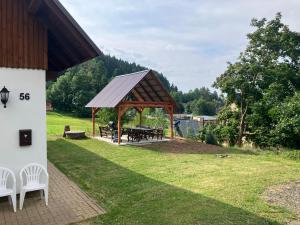 Chalupa a apartmány Lojka