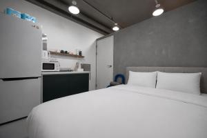 10mins to Seongsu, 4 ppl, 500Mbps, Design House