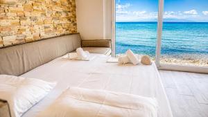 Navis Luxury