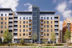 Central apartment In Hull, Sleeps 2, Free parking