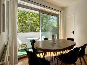 Chic and Spacious 2 rooms -Near Champs-Élysées - Victor Hugo