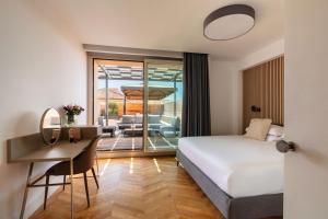 Roma Luxury Apartment