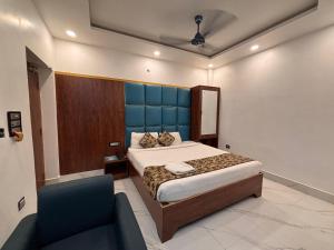hotel wisdom celebration