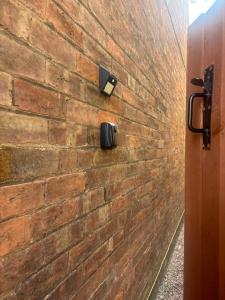 Cosy & Charming Cottage Close to NEC Airport JLR