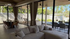 Flow Villa Luxury 3BR Tropical Pool Villa