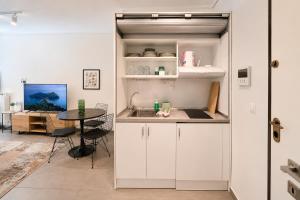 Emerald Suite on Tsimiski, City Center